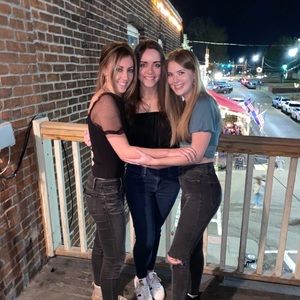 Meet your Posher, Wesley